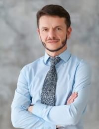 Консультант Юрій Проскура